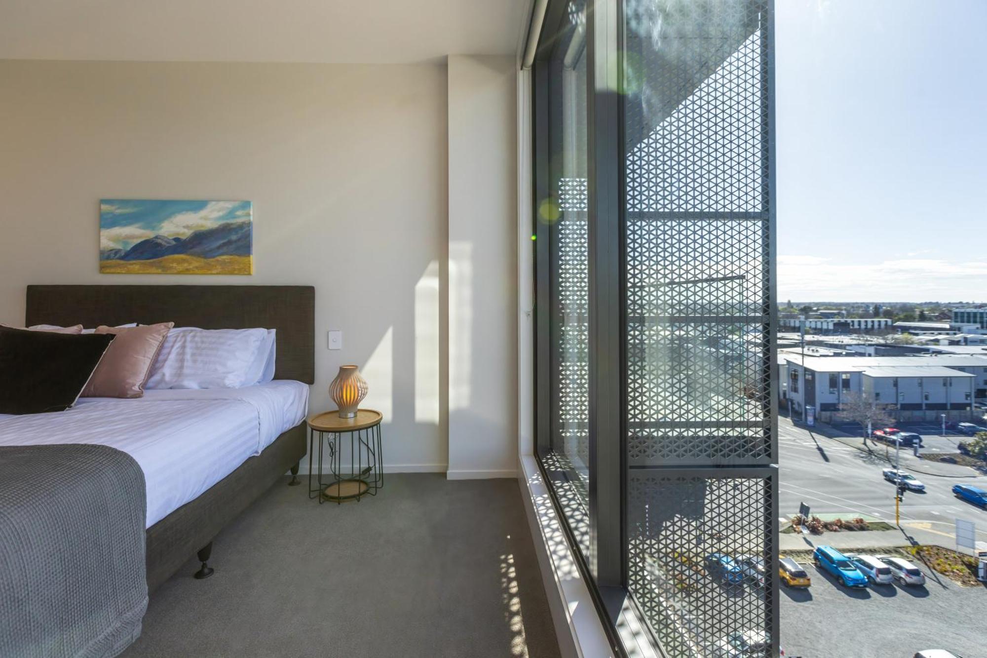 Luxury 2 Bedroom Cbd Apartment With Free Parking كريستتشيرش المظهر الخارجي الصورة